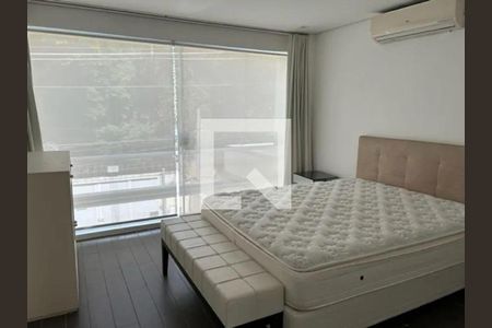 Casa à venda com 2 quartos, 98m² em Jardim Europa, São Paulo