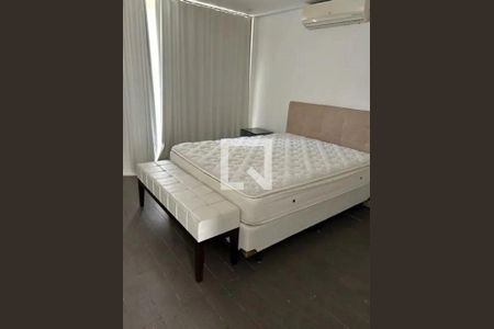 Casa à venda com 2 quartos, 98m² em Jardim Europa, São Paulo