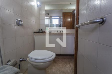 Apartamento à venda com 110m², 3 quartos e 2 vagasBanheiro da Suíte