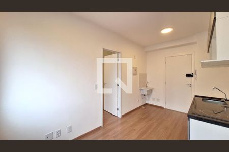 Sala/Cozinha/Área de serviço de apartamento para alugar com 1 quarto, 25m² em Pompeia, São Paulo