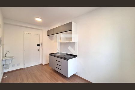 Sala/Cozinha/Área de serviço de apartamento para alugar com 1 quarto, 25m² em Pompeia, São Paulo