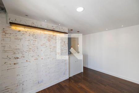 Sala de apartamento para alugar com 2 quartos, 58m² em Jardim Tupanci, Barueri