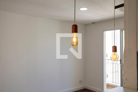 Sala de apartamento para alugar com 2 quartos, 58m² em Jardim Tupanci, Barueri