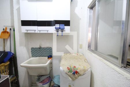 Casa de condomínio à venda com 51m², 2 quartos e 1 vagaÁrea de serviço