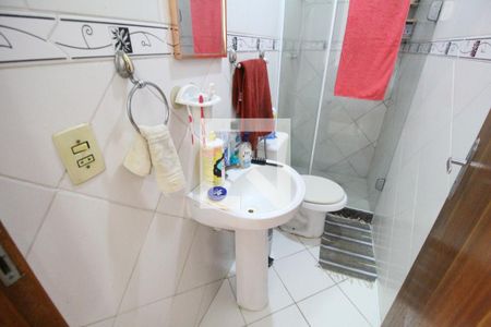 Casa de condomínio à venda com 51m², 2 quartos e 1 vagaBanheiro