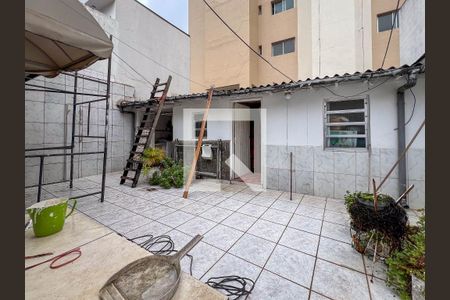 Casa à venda com 75m², 2 quartos e 1 vaga Casa à venda com 75m², 2 quartos e 1 vagaQuintal e área de serviço
