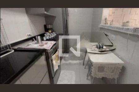 Casa à venda com 2 quartos, 56m² em Sacomã, São Paulo