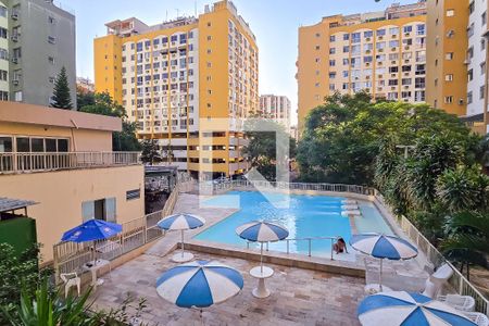 Apartamento à venda com 50m², 2 quartos e 1 vaga Apartamento à venda com 50m², 2 quartos e 1 vagaÁrea comum - Piscina