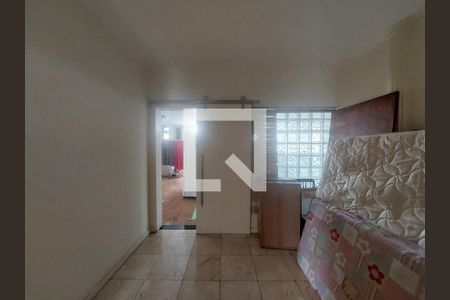 Apartamento à venda com 411m², 4 quartos e 3 vagas Apartamento à venda com 411m², 4 quartos e 3 vagasQuarto 4