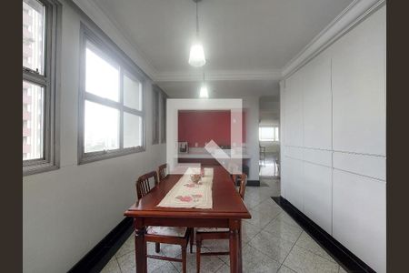 Apartamento à venda com 411m², 4 quartos e 3 vagas Apartamento à venda com 411m², 4 quartos e 3 vagasCopa