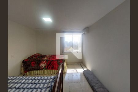 Apartamento à venda com 411m², 4 quartos e 3 vagas Apartamento à venda com 411m², 4 quartos e 3 vagasSuite