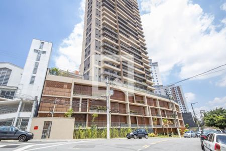 Apartamento à venda com 37m², 1 quarto e 1 vaga Apartamento à venda com 37m², 1 quarto e 1 vagaFachada