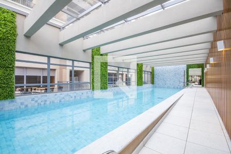 Apartamento à venda com 37m², 1 quarto e 1 vaga Apartamento à venda com 37m², 1 quarto e 1 vagaÁrea comum - Piscina Coberta