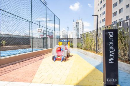 Apartamento à venda com 37m², 1 quarto e 1 vaga Apartamento à venda com 37m², 1 quarto e 1 vagaÁrea comum - Playground