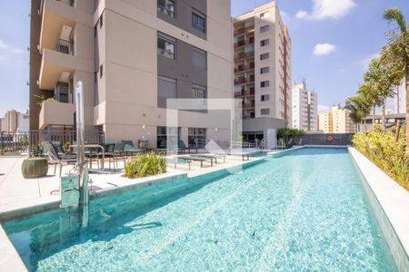 Apartamento à venda com 37m², 1 quarto e 1 vaga Apartamento à venda com 37m², 1 quarto e 1 vagaÁrea comum - Piscina