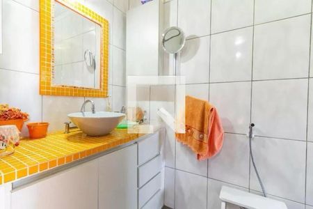 Casa à venda com 5 quartos, 350m² em Ipiranga, São Paulo