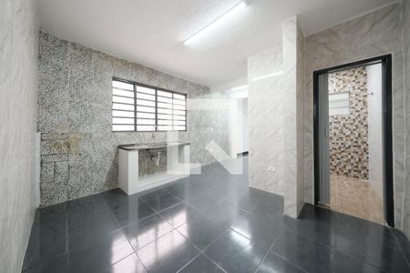 Sala/Cozinha de casa para alugar com 3 quartos, 180m² em Vila Paranagua, São Paulo