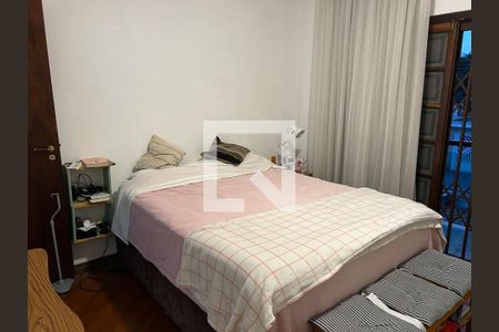 Casa à venda com 178m², 3 quartos e 2 vagas Casa à venda com 178m², 3 quartos e 2 vagasSuíte