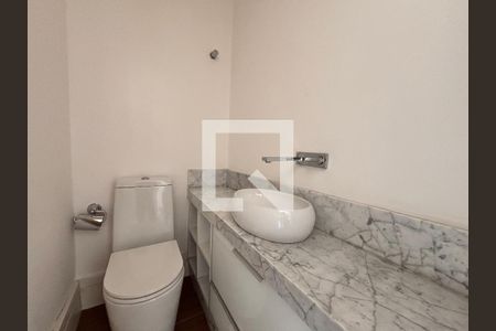 Lavabo de apartamento à venda com 2 quartos, 112m² em Moema, São Paulo