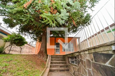 Casa à venda com 150m², 4 quartos e 2 vagas Casa à venda com 150m², 4 quartos e 2 vagasFachada