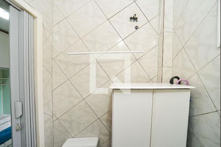 Casa à venda com 150m², 4 quartos e 2 vagas Casa à venda com 150m², 4 quartos e 2 vagasBanheiro da Suíte