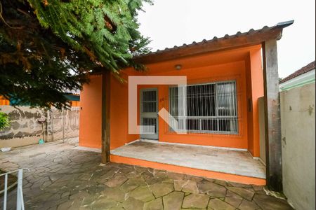 Casa à venda com 150m², 4 quartos e 2 vagas Casa à venda com 150m², 4 quartos e 2 vagasFachada