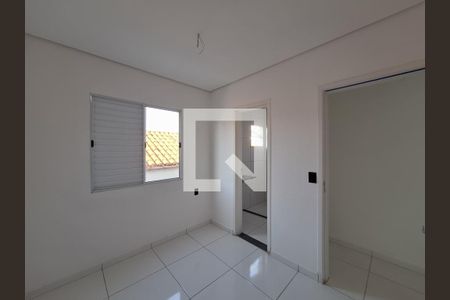 Casa de condomínio à venda com 54m², 2 quartos e 1 vaga Casa de condomínio à venda com 54m², 2 quartos e 1 vagaSuíte 2