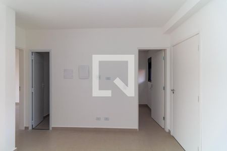 Sala de apartamento para alugar com 2 quartos, 35m² em Vila Lucia, São Paulo