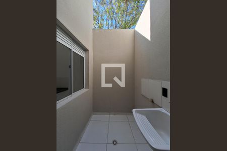 Casa de condomínio à venda com 63m², 2 quartos e 1 vaga Casa de condomínio à venda com 63m², 2 quartos e 1 vagaÁrea de Serviço