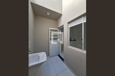 Casa de condomínio à venda com 63m², 2 quartos e 1 vaga Casa de condomínio à venda com 63m², 2 quartos e 1 vagaÁrea de Serviço