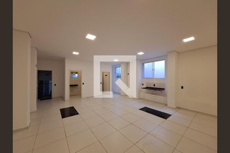 Casa de condomínio à venda com 63m², 2 quartos e 1 vaga Casa de condomínio à venda com 63m², 2 quartos e 1 vagaÁrea comum - Salão de festas