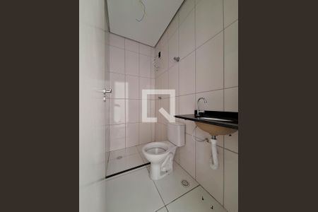 Casa de condomínio à venda com 63m², 2 quartos e 1 vaga Casa de condomínio à venda com 63m², 2 quartos e 1 vagaBanheiro Quarto 2