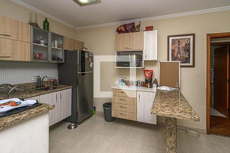 Casa à venda com 359m², 7 quartos e 4 vagas Casa à venda com 359m², 7 quartos e 4 vagasCozinha (Casa 2)