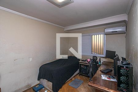 Casa à venda com 359m², 7 quartos e 4 vagas Casa à venda com 359m², 7 quartos e 4 vagasQuarto 2 (Casa 3)