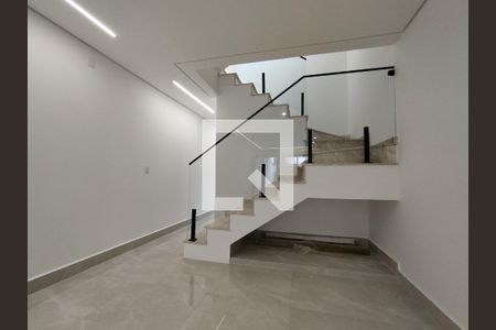 Sala  de casa à venda com 4 quartos, 190m² em Vila Gumercindo, São Paulo