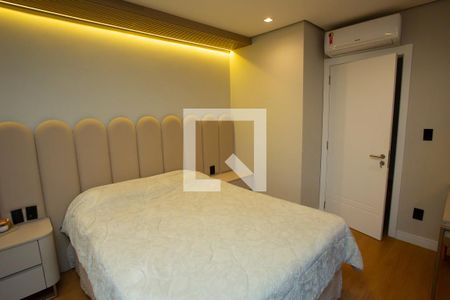 Casa de condomínio para alugar com 210m², 4 quartos e 4 vagas Casa de condomínio para alugar com 210m², 4 quartos e 4 vagasSuíte 2