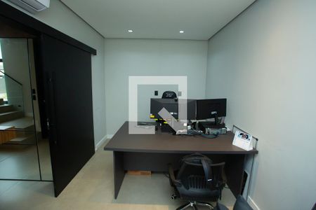 Casa de condomínio para alugar com 210m², 4 quartos e 4 vagas Casa de condomínio para alugar com 210m², 4 quartos e 4 vagas Escritório