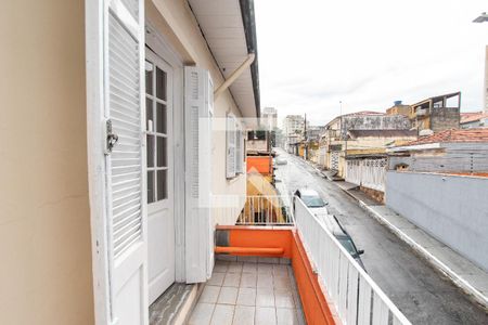 Casa para alugar com 149m², 2 quartos e sem vagaVaranda do quarto 2