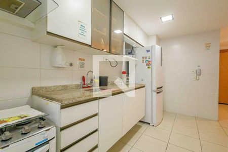 Apartamento à venda com 80m², 2 quartos e 1 vaga Apartamento à venda com 80m², 2 quartos e 1 vagaCozinha
