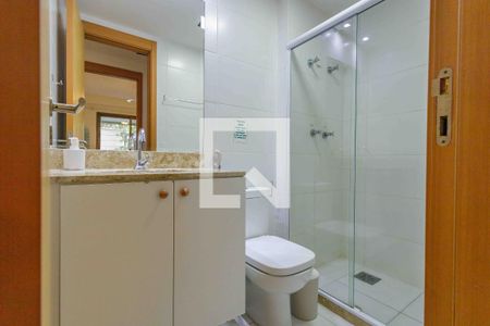 Apartamento à venda com 80m², 2 quartos e 1 vaga Apartamento à venda com 80m², 2 quartos e 1 vagaBanheiro