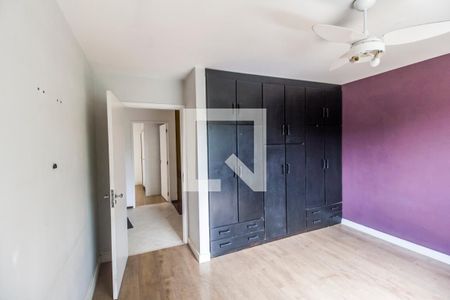 Casa de condomínio à venda com 340m², 3 quartos e 2 vagasSuíte 2