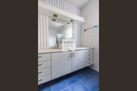 Casa de condomínio à venda com 340m², 3 quartos e 2 vagasBanheiro da Suíte 2