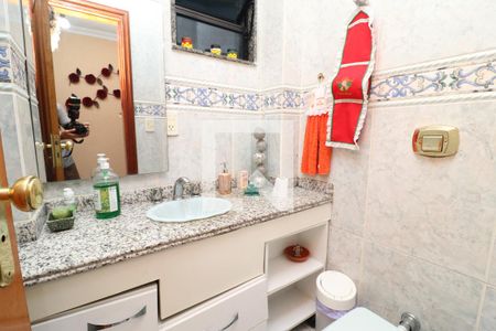 Lavabo de apartamento à venda com 5 quartos, 281m² em Jardim Guanabara, Rio de Janeiro