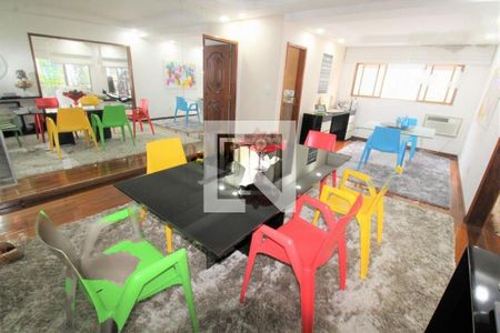 Casa à venda com 3 quartos, 168m² em Moneró, Rio de Janeiro