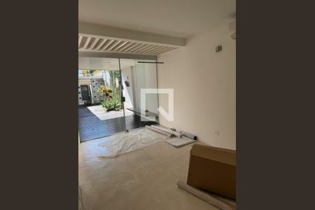 Casa à venda com 2 quartos, 220m² em Sumarezinho, São Paulo