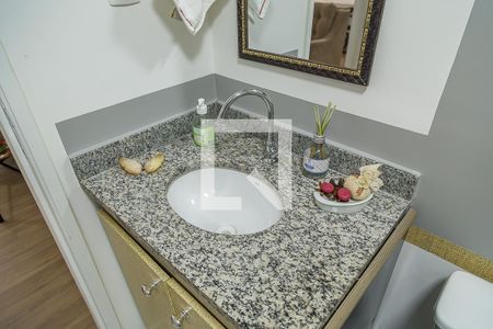 Apartamento à venda com 76m², 3 quartos e 1 vaga Apartamento à venda com 76m², 3 quartos e 1 vagaBanheiro