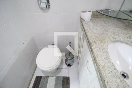 Apartamento à venda com 245m², 4 quartos e 3 vagas Apartamento à venda com 245m², 4 quartos e 3 vagasBanheiro da suíte 3