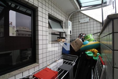 Apartamento à venda com 245m², 4 quartos e 3 vagas Apartamento à venda com 245m², 4 quartos e 3 vagasÁrea de serviço