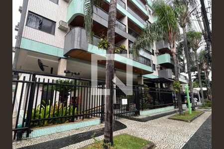 Apartamento à venda com 245m², 4 quartos e 3 vagas Apartamento à venda com 245m², 4 quartos e 3 vagasFachada