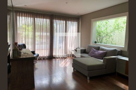 Casa à venda com 4 quartos, 210m² em Jardim Novo Mundo, São Paulo